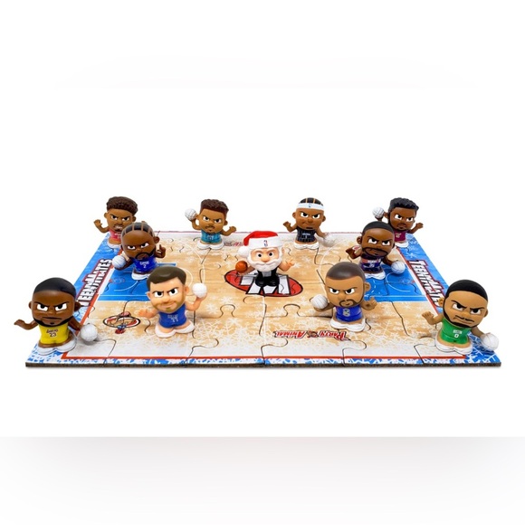 NBA TeenyMates Advent Calendar. NWT in box! - Picture 7 of 7